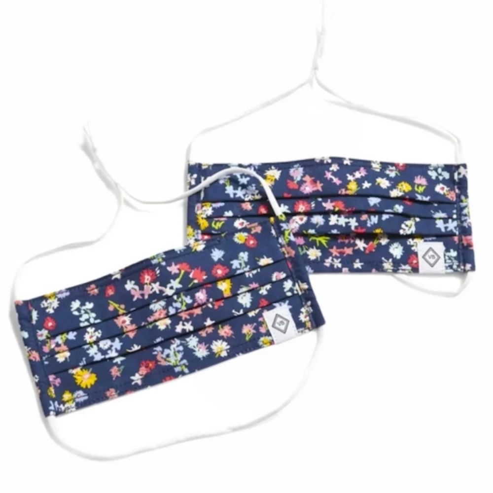 🌷NWT Vera Bradley Scattered Wildflowers Youth Masks